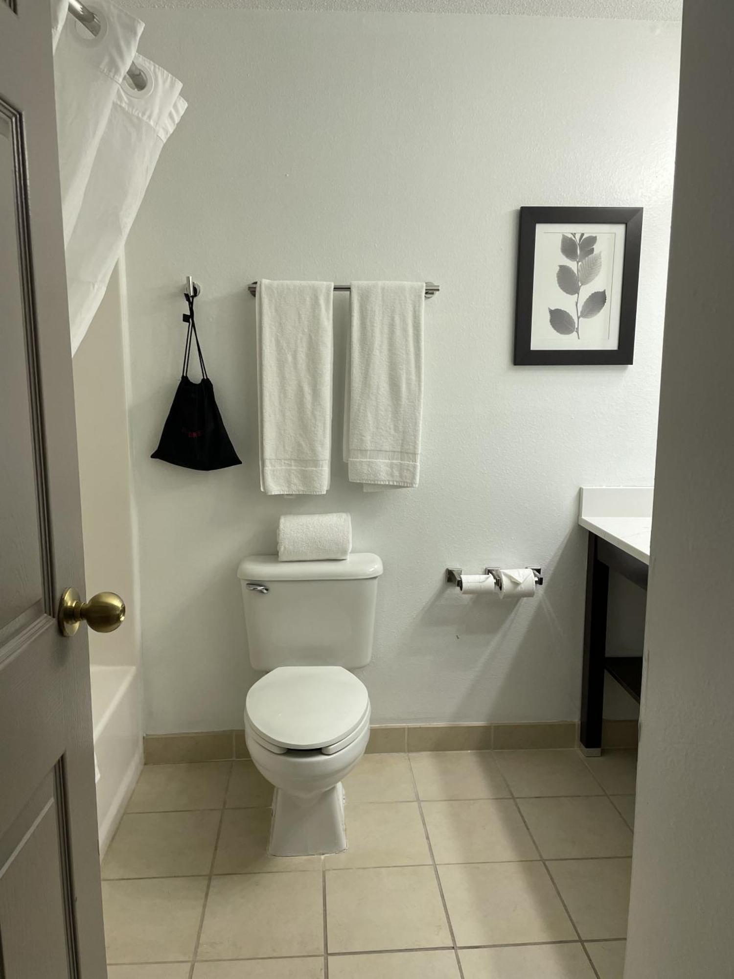 Harmony Inn & Suites Fort Dodge Luaran gambar