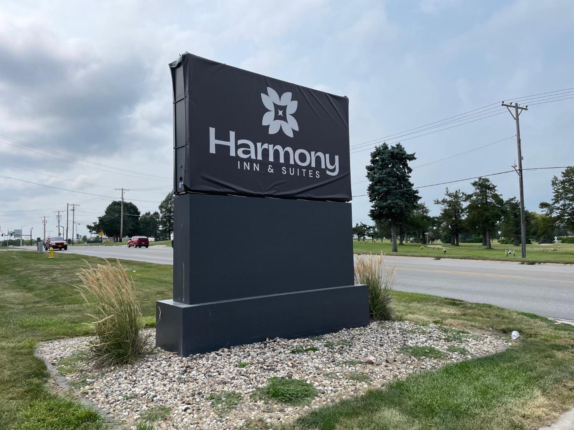 Harmony Inn & Suites Fort Dodge Luaran gambar