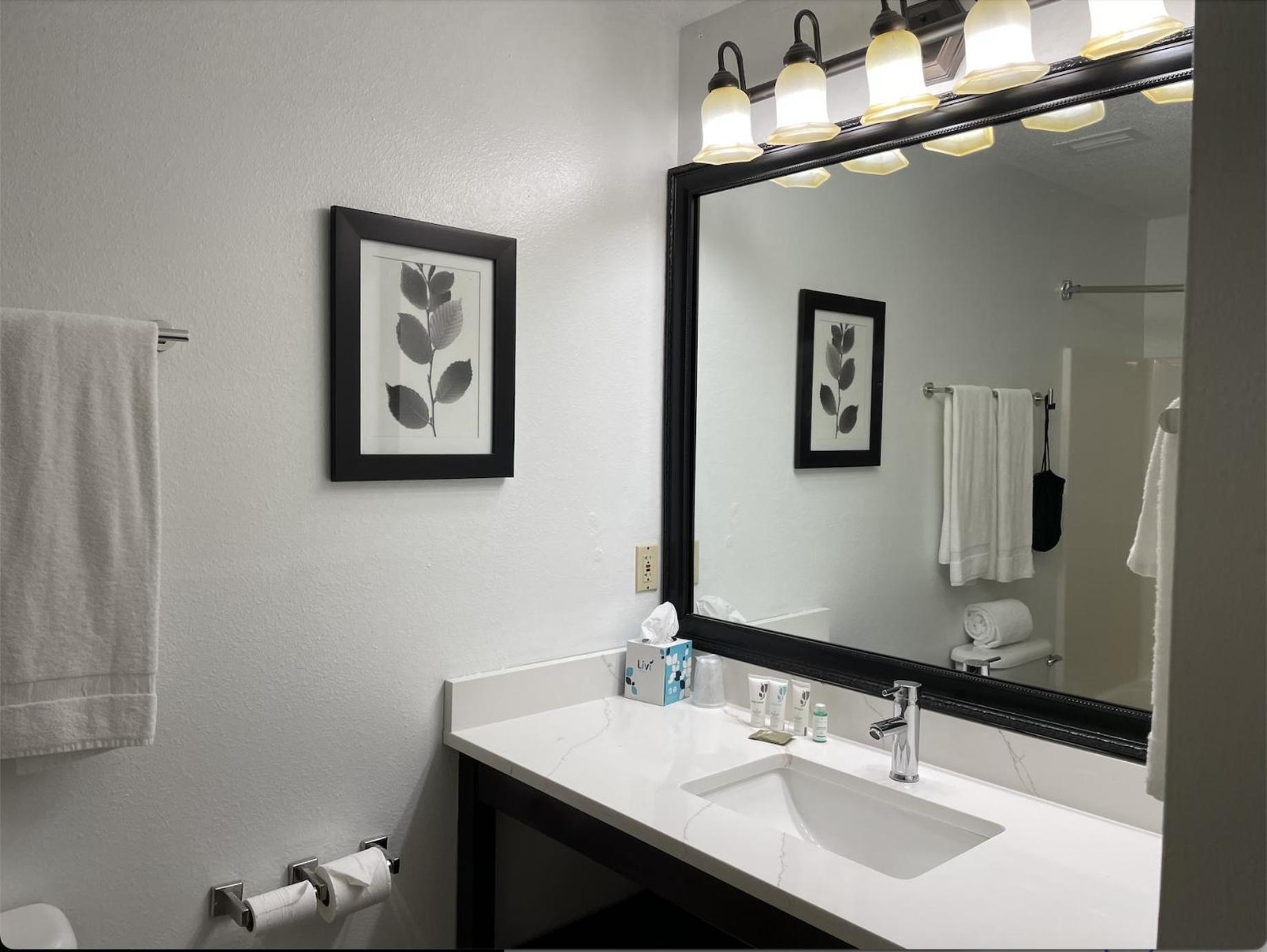 Harmony Inn & Suites Fort Dodge Luaran gambar